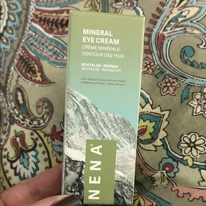 NENA Mineral Eye Cream